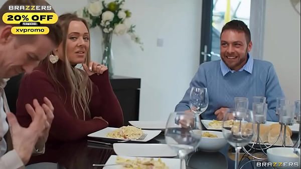 O pula lunga si groasa pentru o rusoaica blonda cu sanii superbi